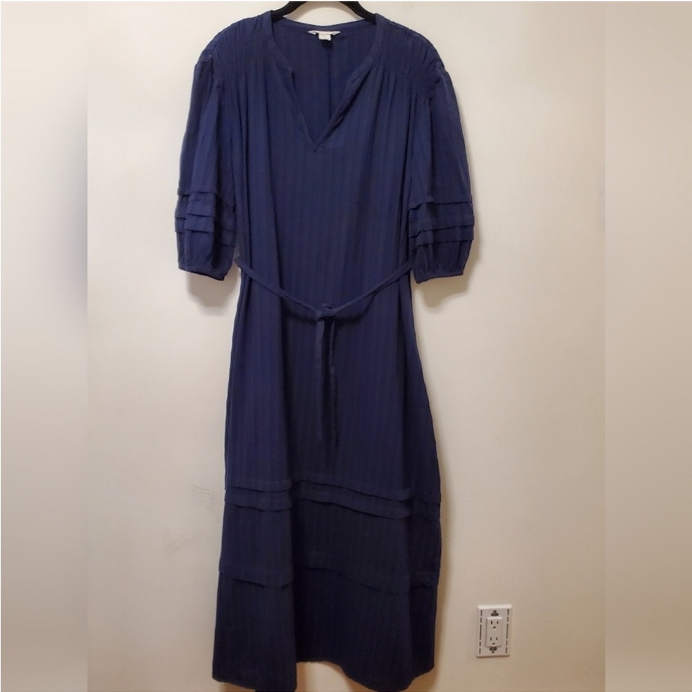 Elegant Navy Blue Women's Dress